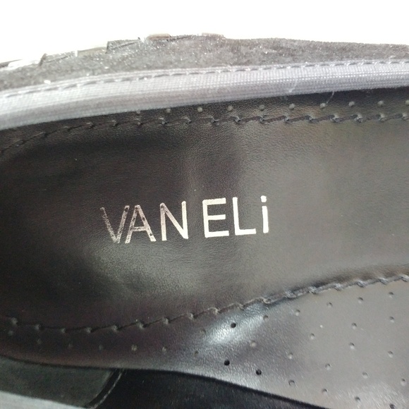 Vaneli Black Flats Patten Leather and Suede - Picture 4 of 8